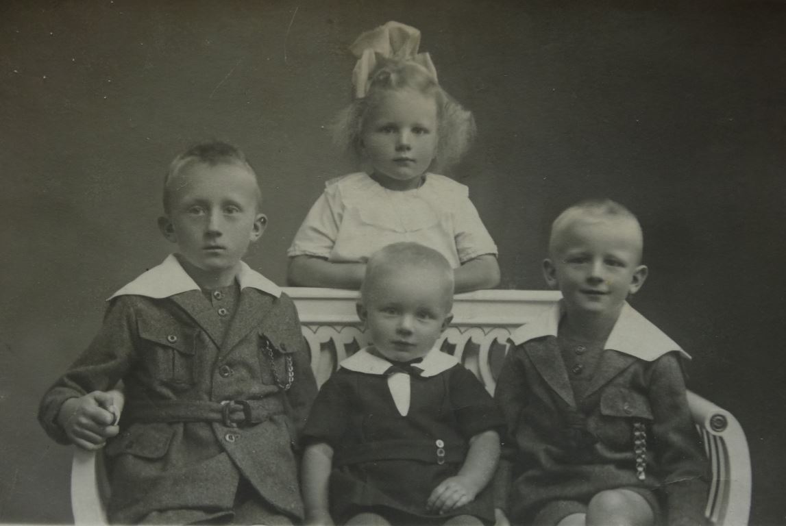 Børnefoto af familien Schmidts børn